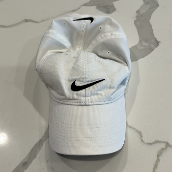 Nike Legacy Caps - Picture 8 of 10